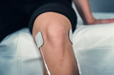 knee electrode placement